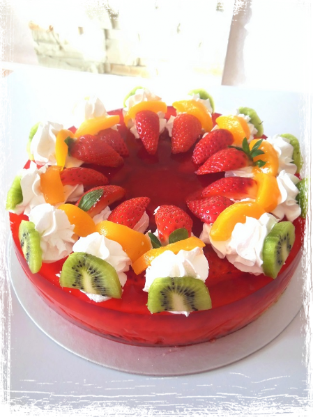 Ovocná želatínová torta